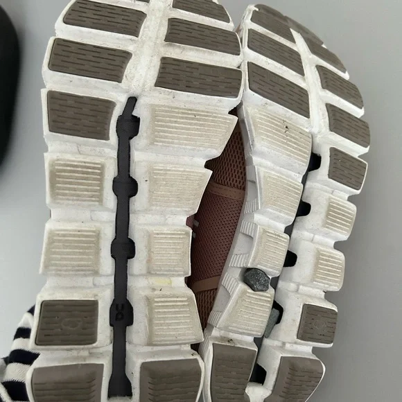 On Cloud 5 size 7 - Picture 3 of 10